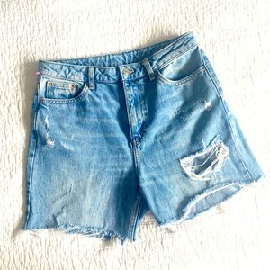 Topshop 90s Style Vintage Cutoff Denim Shorts